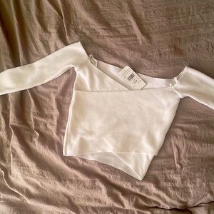 Everyday crop,off shoulder white top